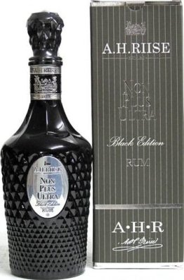 A.H. Riise Non Plus Ultra Black Edition Rum Based Spirit Drink 42% 70cl Car x6